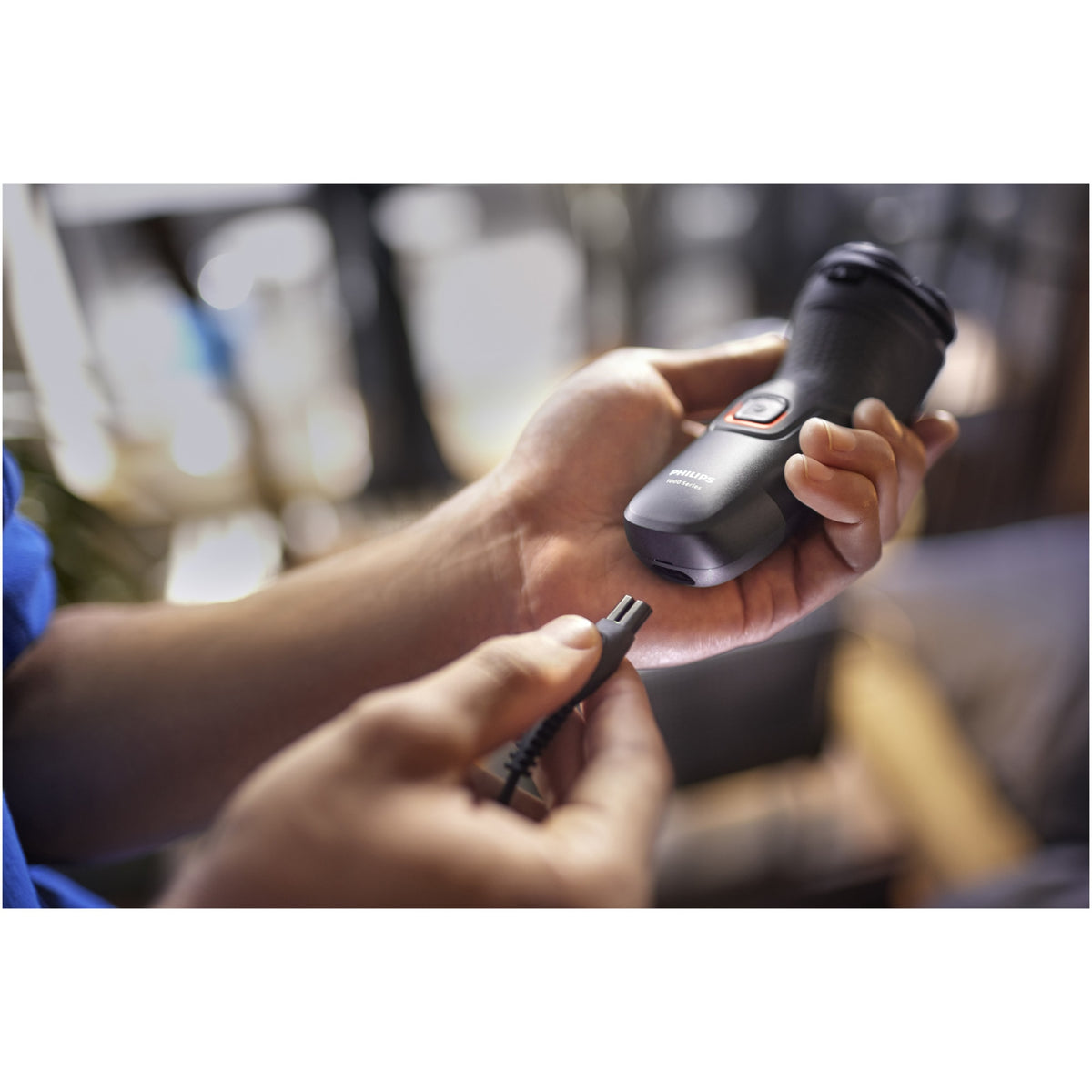 Aparat de ras PHILIPS Seria 1000 S1141/00, 3 capete rotative 4D Flex, lame PowerCut, ras umed&uscat, autonomie 40 min, maner ergonomic, capac de protectie, complet lavabil, negru